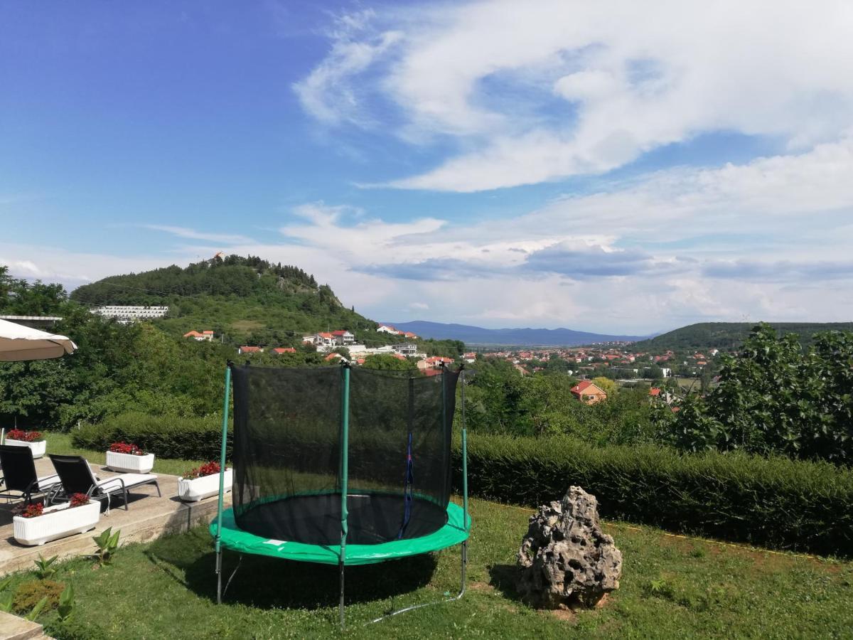 Apartment Boba Sinj Exterior foto